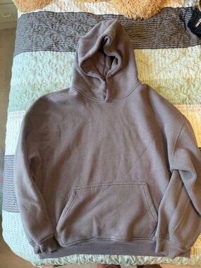 Men's Pullover Hoodie in Taupe
